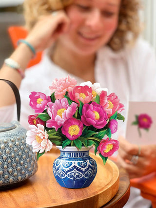 MINI PEONY PARADISE POP UP CARD from FRESHCUT PAPER