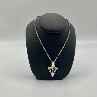 FLEUR DE LIS PENDANT