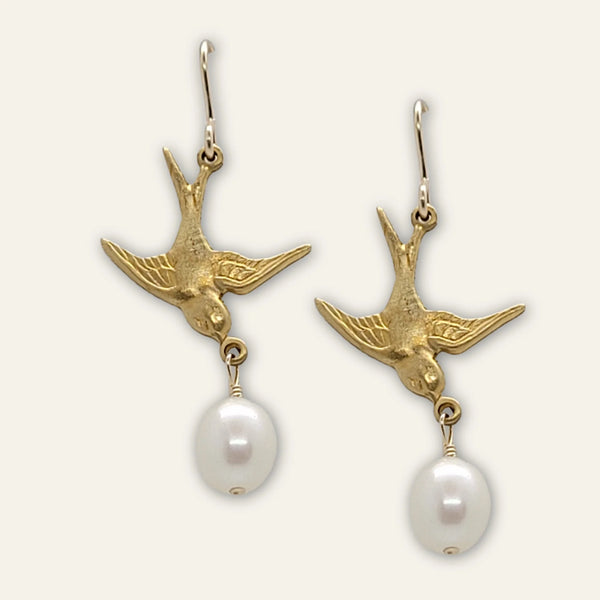 Little Bird Earrings with Pearl by Beatrixbell