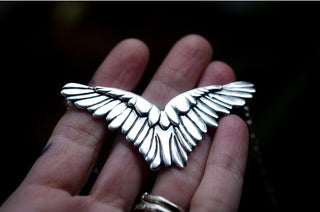 BIG WINGS NECKLACE