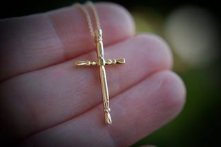 CROSS PENDANT (STERLING)