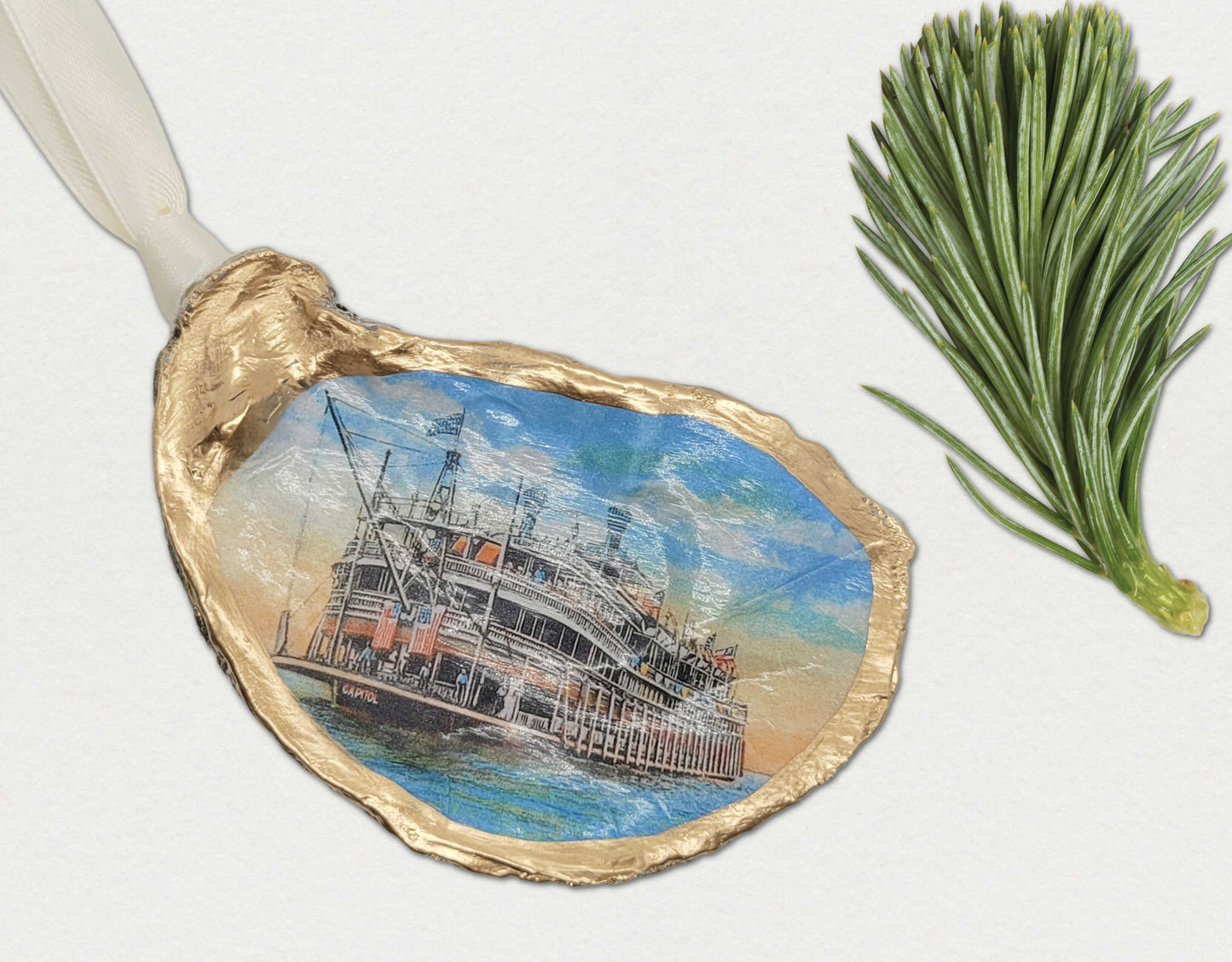 RIVER BOAT NEW ORLEANS OYSTER ORNAMENT